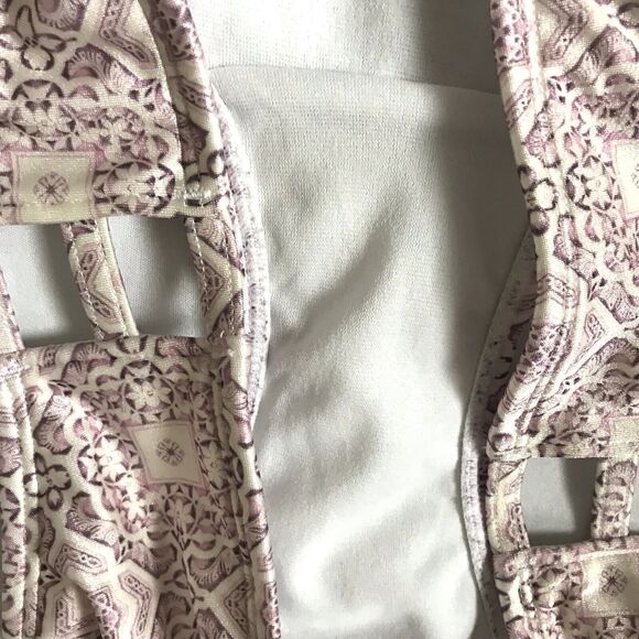 Athleta Aqualuxe Print Ladder Blush Lilac White Bikini Swim Bottoms Sz Large $64 - Picture 5 of 7